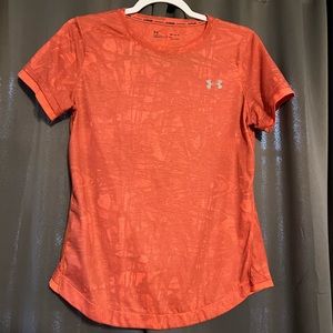 Under armor fitted heat gear shirt